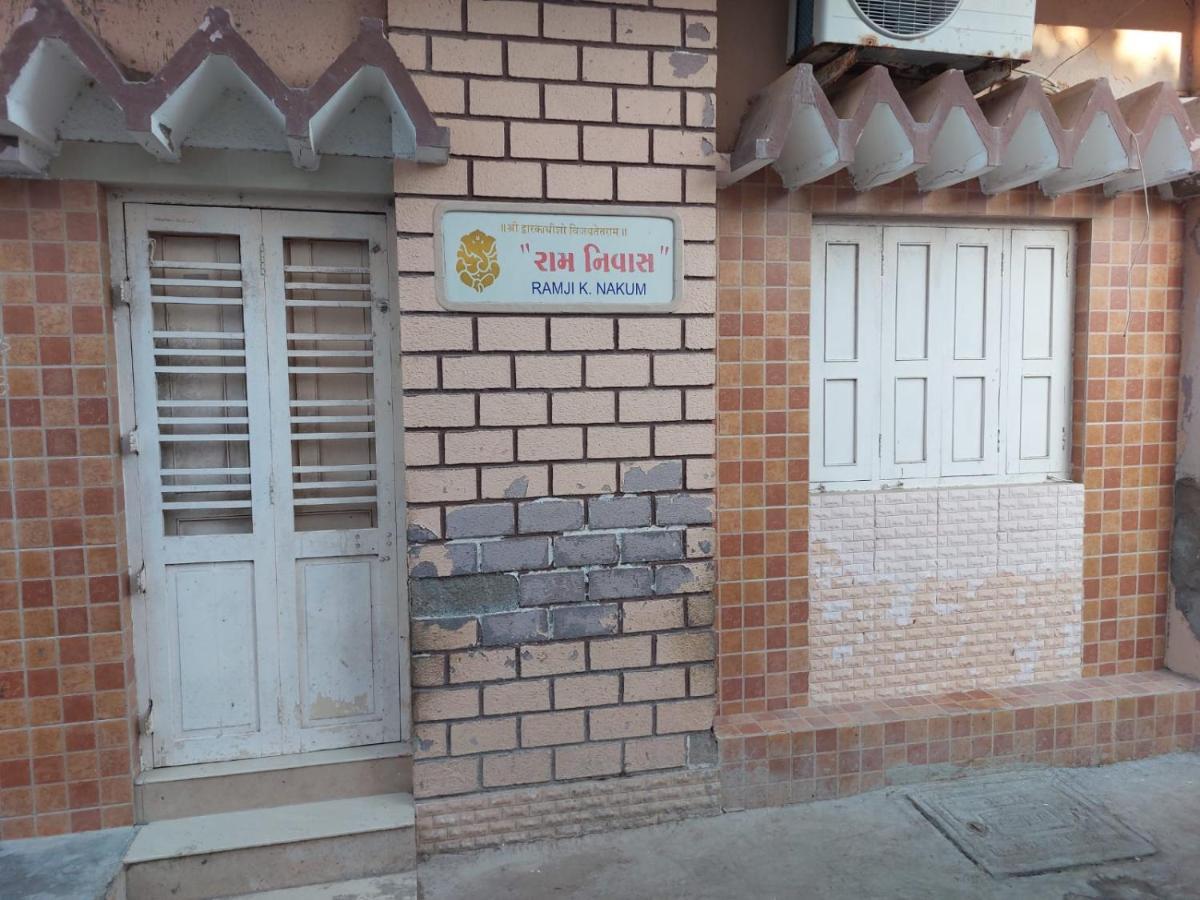 Ram Nivas Home Stay Dwarka Ngoại thất bức ảnh